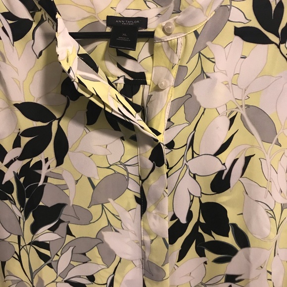 Ann Taylor Floral Blouse - Picture 3 of 7